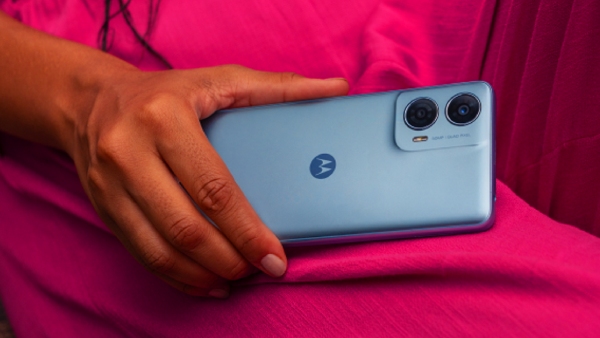 எக்கச்சக்கமா குவியுது ஆர்டர்.. ரூ.8,999 போதும்.. எந்த போன்?