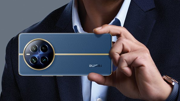 Realme-யின் ரியல் ஹீரோ.. 120x சூப்பர் ஜூம்.. என்ன மாடல்?