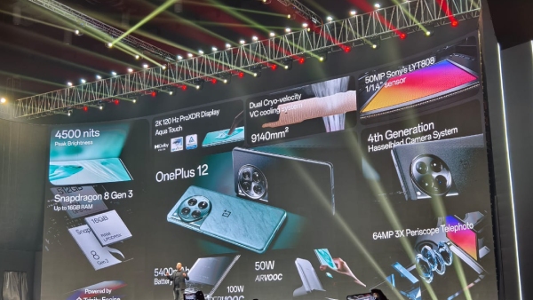 கொம்பன் எறங்கிட்டான்.. AMOLED டிஸ்பிளே.. 64MP கேமரா.. எந்த மாடல்?