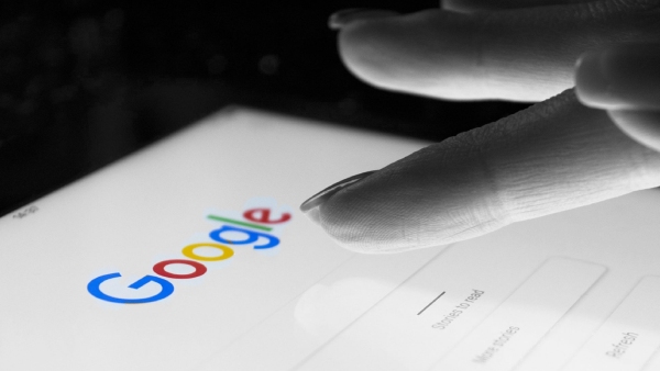 Google கண்கலங்கிடுச்சு.. திருமணமான பெண்கள் எதை அதிகமா சர்ச் செய்றாங்க?