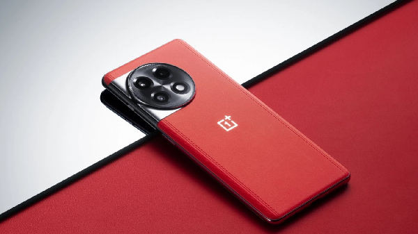2023-ல் சக்கை போடு போட்ட OnePlus மாடல் மீது திடீர் விலை குறைப்பு!