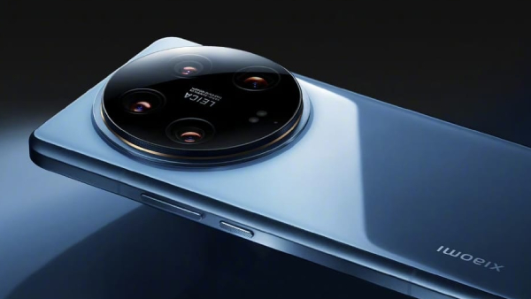 QUAD கேமரா.. SONY பெரிஸ்கோப்.. OLED டிஸ்பிளே.. 16GB ரேம்.. எந்த போன்?