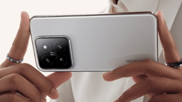 அசரவைக்கும் சியோமி.. Leica கேமரா.. டைட்டானியம்.. எந்த மாடல்?