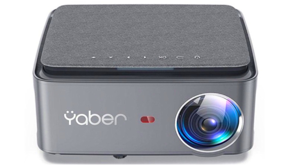 வீட்டுக்கு 1 ஆர்டர்.. கம்மி விலையில் 4K புரொஜெக்டர் அறிமுகம்..