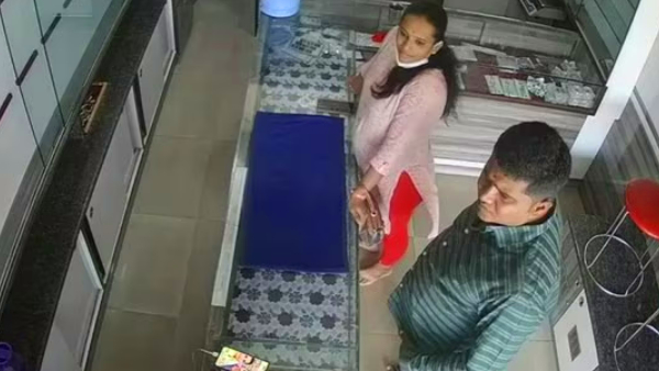 லிவ்வின் தம்பதியின் கைவரிசை.. போலி UPI ஆப்ஸ் மூலம் கட்டணம்..