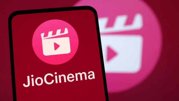 ஒப்படைத்த அம்பானி.. மாதம் ரூ.374 போதும்.. 365 நாட்கள் வேலிடிட்டி!