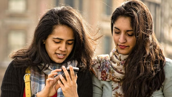 ஷாக்கிங் ரிப்போர்ட்: லேப்டாப், மொபைலில் கூட ஆண் பெண் வேறுபாடு வேண்டும்