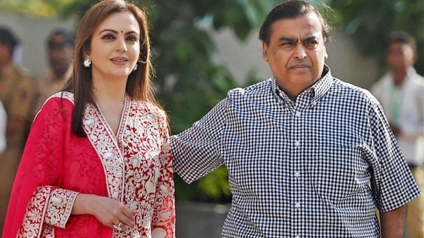 800 ரூபாய் மாத சம்பளத்துக்கு வேலைக்குச் சென்ற நீதா அம்பானி.!