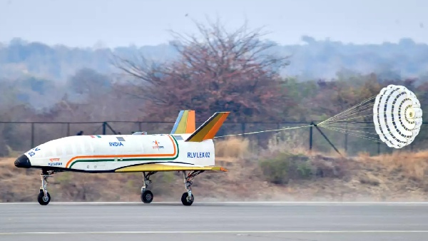 ISRO சாதனை.. SUV கார் சைஸ் ராக்கெட்.. வியப்பில் NASA, எலான் மஸ்க்..