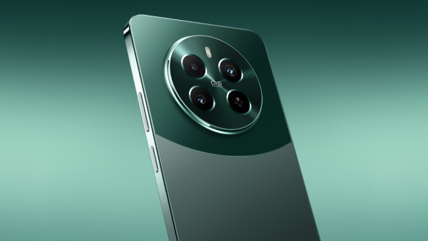 விஸ்வரூப விற்பனை.. ரூ.18,999 பட்ஜெட்ல SONY கேமரா.. GLASS டிசைன்!