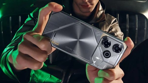 ரூ.17,000 பட்ஜெட்ல.. 70W சார்ஜிங், 6000mAh பேட்டரி, 24GB ரேம்!