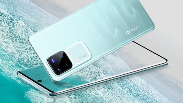 பட்ஜெட்ல SONY கேமரா.. ZEISS பொக்கெ.. 3D டிஸ்பிளே.. 5000mAh பேட்டரி!