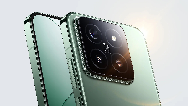 4 நாளுக்கு முன்னாடி அறிமுகமான போனின் மீது ரூ.20,000 தள்ளுபடி!