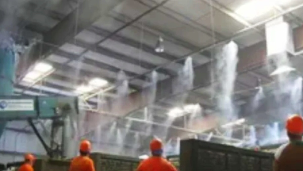 கூரைக்குள் மழை.. நாமக்கல் ஹோட்டலில் செயற்கை மழைச்சாரல்.. மிஸ்டிங் டெக்