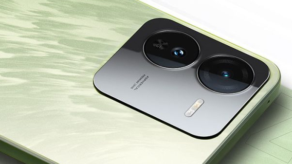 ஆஃபர்னா இப்படி இருக்கணும்.. அதுவும் லேட்டஸ்ட் iQOO 5G போன் மீது!