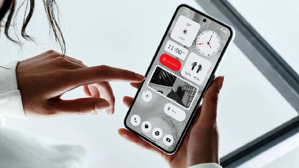 Nothing நிறுவனத்தின் அடுத்த போனும் அதன் விலையும்!