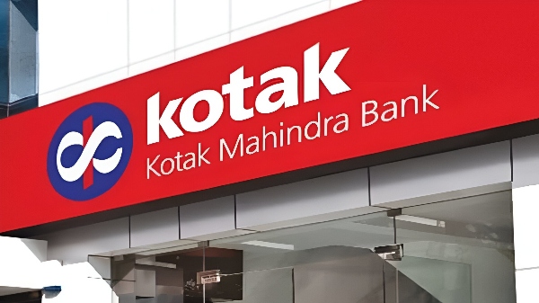 Paytm-ஐ தொடர்ந்து Kotak Mahindra Bank-க்கு வேட்டு வைத்த RBI!