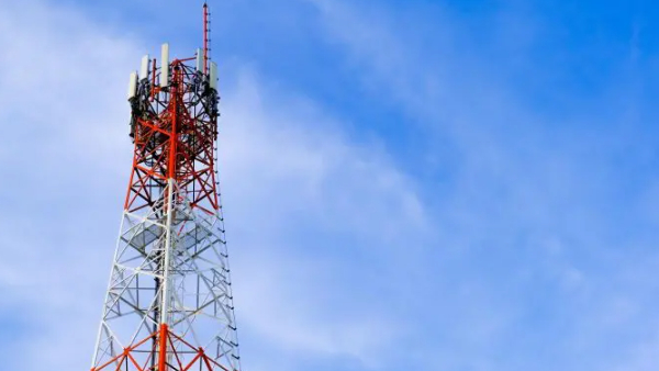 பகீர் கிளப்பும் ரீசார்ஜ் கட்டண உயர்வு.. பயனர்கள் ஷாக்..