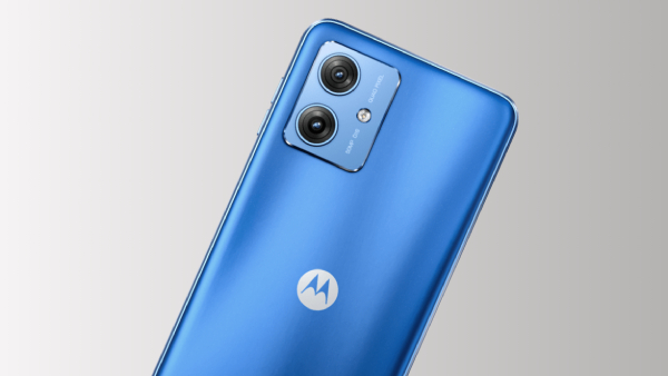 அடிச்சு தூக்குது சேல்.. வெறும் ரூ.12000 பட்ஜெட்ல 6000mAh பேட்டரி போன்!