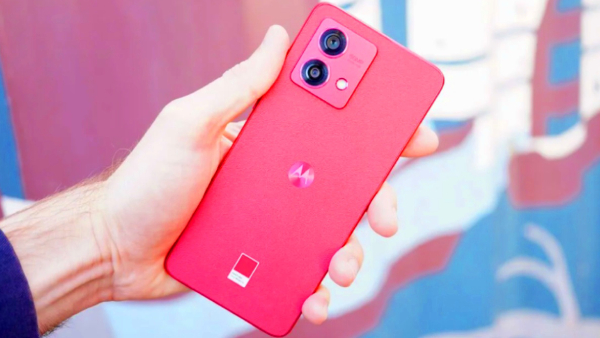 மார்க்கெட்டே மிரள போகுது.. புதிய Moto 5ஜி போன் ரெடி.. எந்த மாடல்?