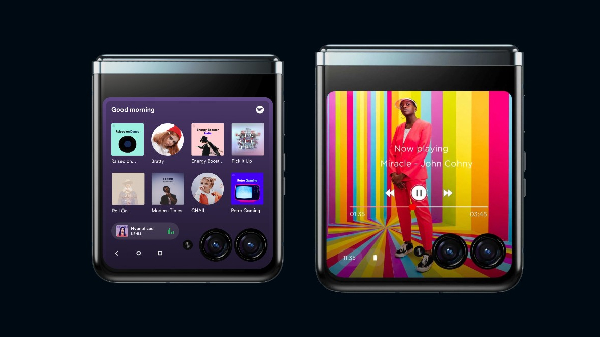 Samsung-க்கு புது ஸ்கெட்ச் போட்ட Motorola.. Razr 50 Ultra போன்!