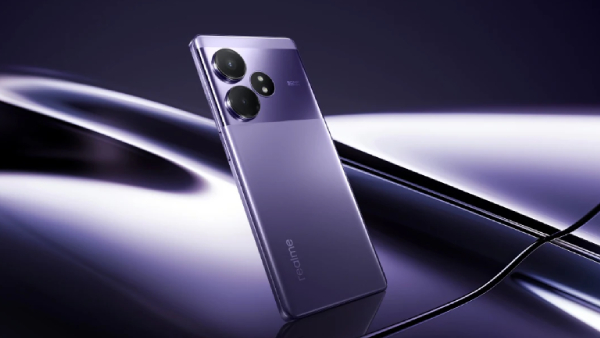 அதிரவிடும் விலை.. புதிய ரியல்மி 5ஜி போன் ரெடி.. எந்த மாடல்?