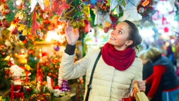 அதிரவிடும் விலை.. 4K வியூசோனிக் புரொஜெக்டர் அறிமுகம்.. எந்த மாடல்?