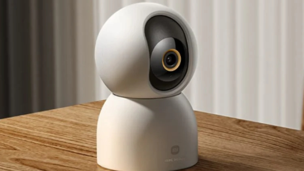வீட்டுக்கு 1 வாங்கலாம் போலயே.. Xiaomi செக்யூரிட்டி கேமரா அறிமுகம்.. 