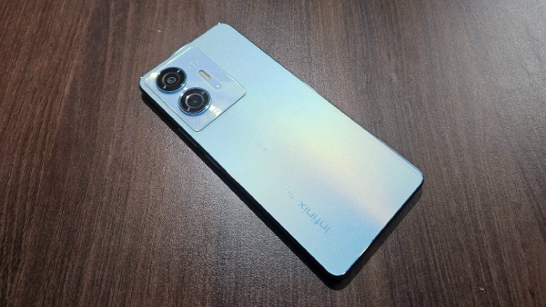 இன்னைக்கு ஆர்டர் அள்ளுமே.. ஆஃபரில் Infinix 5ஜி போன்.. எந்த மாடல்?