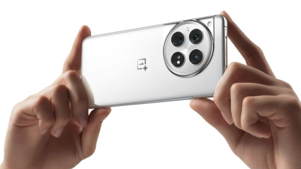 மிரண்டு போவீங்க.. OnePlus-இன் பீஸ்ட்.. 3D டிஸ்பிளே.. SONY கேமரா போன்!