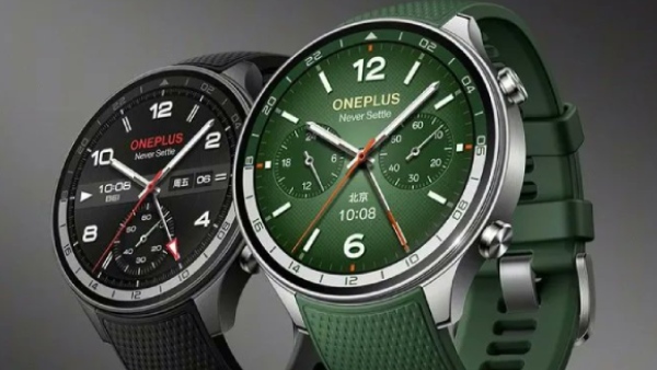 இதென்ன போனா? பீச்சர்கள் அப்படி.. 32GB மெமரி.. eSIM கனெக்சன் மாடல்!