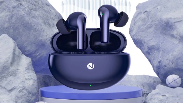 அட்ராசக்கை.. இப்படியொரு இயர்பட்ஸ்க்கு தான் வெயிட்டிங்.. தெறி பறக்குது