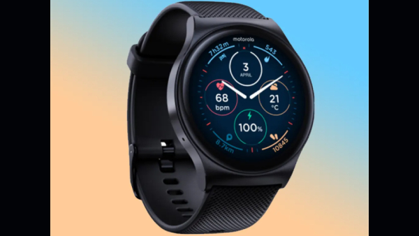 ஆளுக்கு 1 ஆர்டர் கன்ஃபார்ம்.. அறிமுகமானது Moto ஸ்மார்ட்வாட்ச்.. 