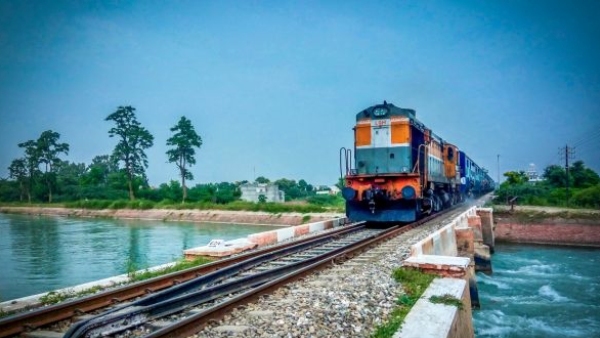 ரயில் டிக்கெட் பெறுவதற்கு இனி கூகுள் பே, போன்பே போதும்.. 