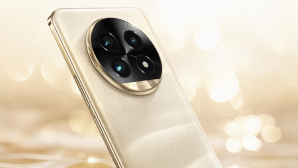 ஆகஸ்ட் 29 வரை எந்த போனும் வாங்காதீங்க..  வருகிறது ரியல்மி 5ஜி போன்.. 