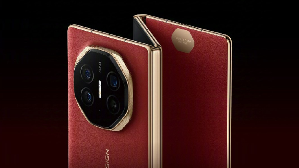 Huawei Mate XT Ultimate Design அறிமுகம்.. என்ன விலை?