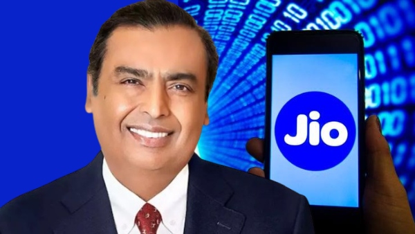 இனி நெருங்க முடியாது.. மாதம் ரூ.81-க்கு 336 நாட்கள் வேலிடிட்டி வருது!