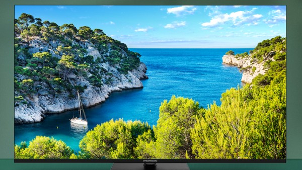 செப்டம்பர் ஆரம்பமே ஆஃபர்.. குறைந்த விலையில் 4K ஸ்மார்ட் டிவி..