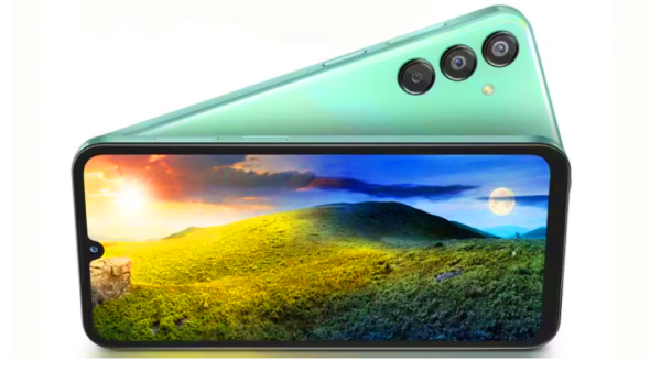 ஆர்டர் அனல் பறக்குது.. ஆஃபரில் Samsung 5ஜி போன்.. எந்த மாடல்?