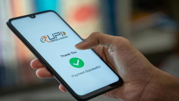 ரயில் டிக்கெட் புக்கிங் மற்றும் UPI சேவைகளில் வரும் மாற்றங்கள்.. 
