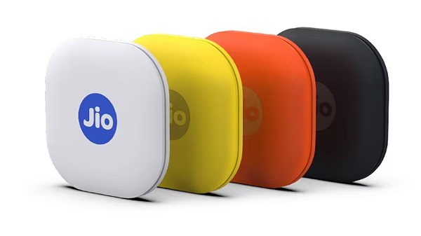 ஆளுக்கு 4 வாங்கும் விலையில் JioTag Go அறிமுகம்!