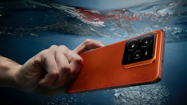 70 நிமிடங்கள் சார்ஜ் ஆகும் 8000mAh பேட்டரி போன்.. எந்த மாடல்?