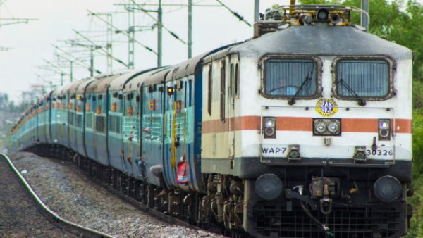 பணம் அப்புறம் கொடுங்க.. இந்திய ரயில்வே கொண்டுவந்த புது வசதி.. 