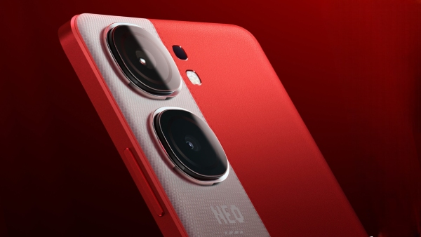 லட்டு மாதிரி ஆஃபர்.. ரூ.10,000 கம்மி.. SONY கேமரா.. 5160mAh பேட்டரி!