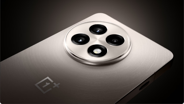 மார்கெட் மிரளுது.. SONY கேமரா.. 12GB ரேம்.. 6000mAh பேட்டரி.. மாடல்?