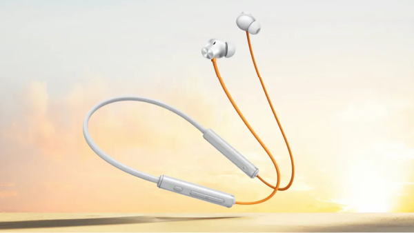 வெளுத்து கட்டும் சவுண்ட்.. 360 டிகிரி ஆடியோ.. நாய்ஸ் கேன்சலேஷன்!