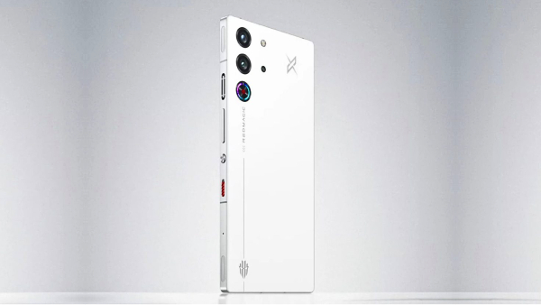 மிரண்டு போவீங்க.. 24GB ரேம்.. 7050mAh பேட்டரி.. 100W சார்ஜிங்.. மாடல்?