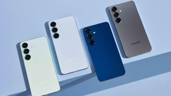 மார்கெட் அதிருது.. QHD+ டிஸ்பிளே.. 12GB ரேம்.. OIS கேமரா.. எந்த மாடல்?