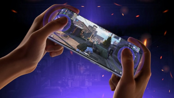 பிப்.18 வர்றாரு.. QUAD டிஸ்பிளே.. 6000mAh பேட்டரி.. VC கூலிங் மாடல்!