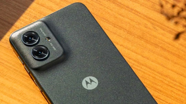 மார்க்கெட்டே மிரள போகுது..புதிய Moto 5ஜி போன் ரெடி.. எந்த மாடல்?